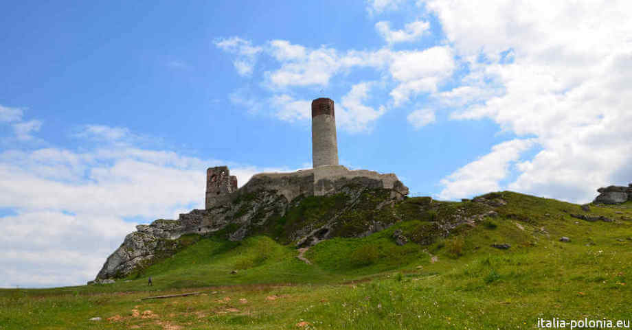 Castello di Olsztyn con vista delle due torri