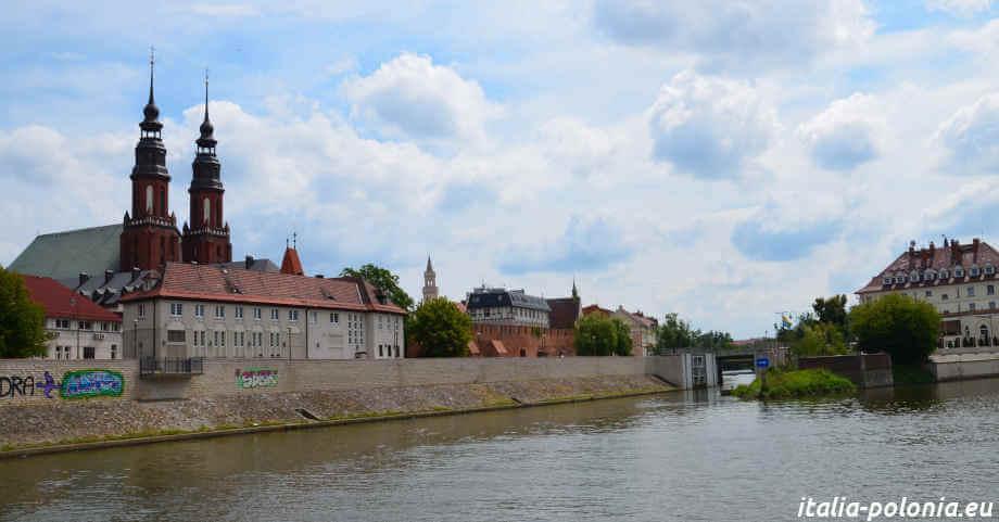 Opole vista dal battello sul fiume Oder